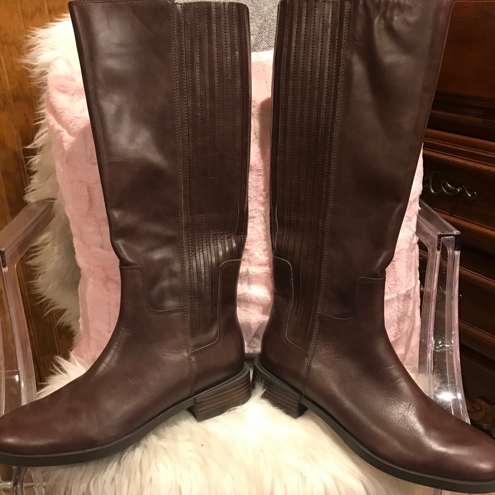 Clark Narrative Brown Boots Size 9
